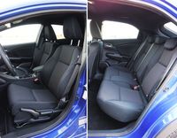 Honda Civic 1.8 i-VTEC Sport - tylne i przednie fotele