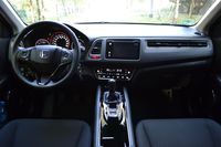 Honda HR-V 1.5 i-VTEC Elegance - wnętrze