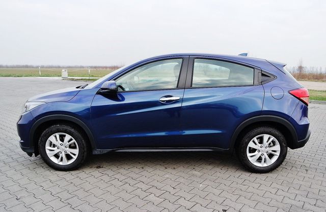 Honda HR-V 1.5 i-VTEC Elegance to typowy crossover