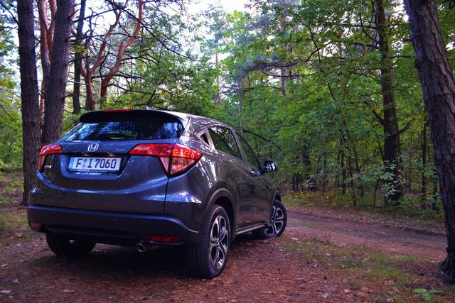 Honda HR-V 1.5 i-VTEC Elegance to typowy crossover