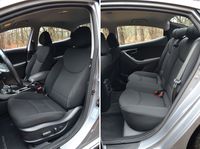 Hyundai Elantra 1.6 MPI Style - przednie i tylne fotele
