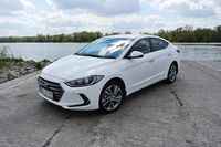 Hyundai Elantra 2016 już w salonach