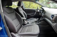 Hyundai Ioniq Hybrid Premium - fotele