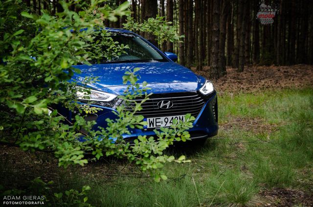 Hyundai Ioniq Hybrid Premium - im dalej w las tym fajniej
