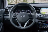 Hyundai Tucson 1.7 CRDi Style - kierownica