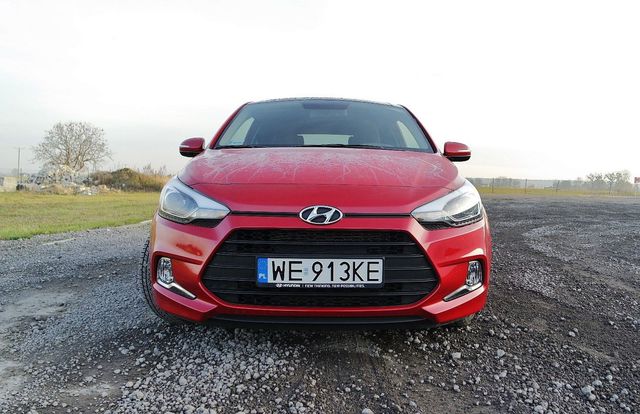 Hyundai i20 Coupe 1.2 MPI Comfort sportowy tylko z wyglądu