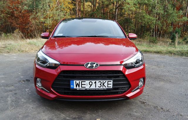 Hyundai i20 Coupe 1.2 MPI Comfort sportowy tylko z wyglądu