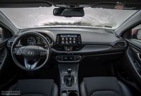 Hyundai i30 Wagon 1.4 T-GDI 7DCT Premium - wnętrze