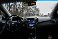 Hyundai i30 1.6 GDI AT Premium - wnętrze