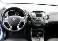 Hyundai ix35 2.0 CRDi A/T Premium - wnętrze