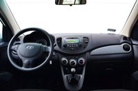 Hyundai i10 1,1 MPI - wnętrze