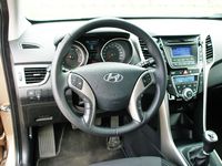 Hyundai i30 1,6 CRDi Comfort - wnętrze