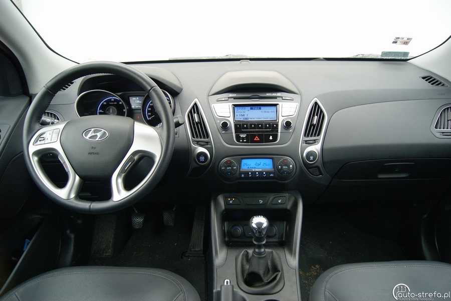 Hyundai ix35 1.7 CRDi Style wnętrze, zdjęcie nr 2
