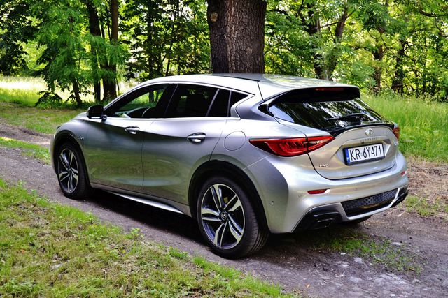 Infiniti Q30 2.0t AWD Sport jak Mercedes, a jednak inny