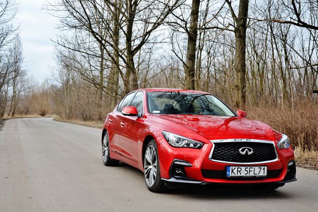 Infiniti Q50S Hybrid AWD Sport Tech - hybryda z charakterem