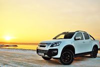 Isuzu D-MAX 2.5 TD Dark do ciężkiej pracy