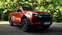 Isuzu D-MAX 1.9 TD - prawy przód