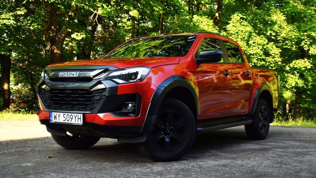 Nowe Isuzu D-Max 1.9 TD - test pick-upa po liftingu: cena, osiągi, opinie