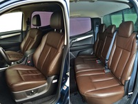 Isuzu D-Max 2,5 TD LSX Double Cab - przednie i tylne fotele