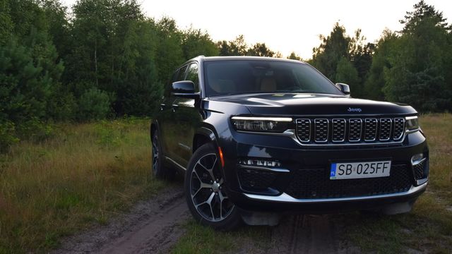 Jeep Grand Cherokee 4xe, luksusowy i nowoczesny