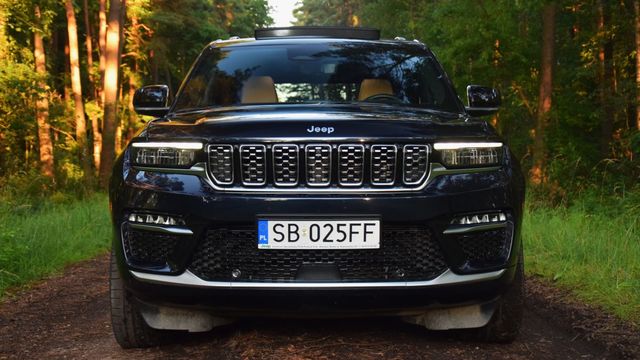 Jeep Grand Cherokee 4xe, luksusowy i nowoczesny