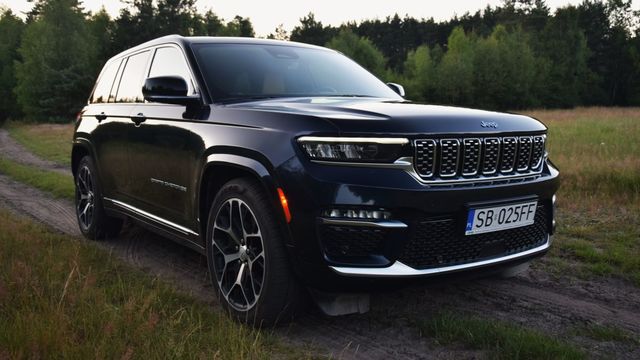 Jeep Grand Cherokee 4xe, luksusowy i nowoczesny