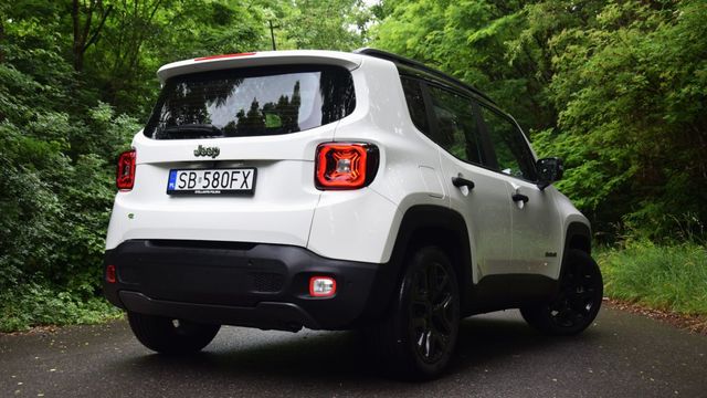 Jeep Renegade 1.5 e-Hybrid GSE T4 DCT FWD da się lubić