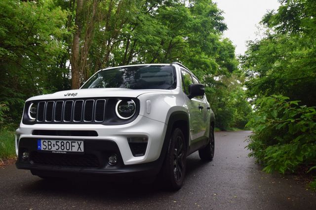 Jeep Renegade 1.5 e-Hybrid GSE T4 DCT FWD da się lubić