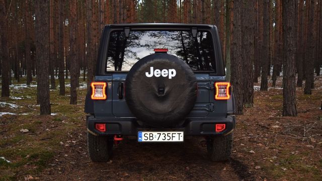 Jeep Wrangler 2.0 Turbo to wciąż prawdziwy off-roader
