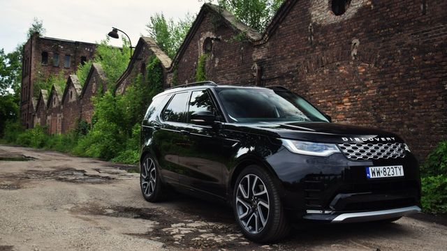 Test Land Rover Discovery D350: połączenie komfortu i off-roadu