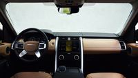 Land Rover Discovery D350 - kokpit