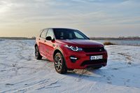 Land Rover Discovery Sport 2.0 TD4 AT 4WD HSE Luxury - z przodu