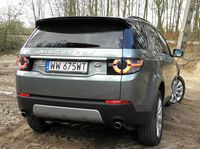Land Rover Discovery Sport - tył