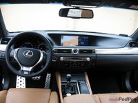 Lexus GS 300 h - wnętrze