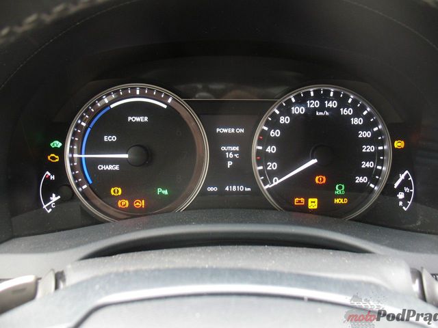 Lexus GS 300 h - kilometry odprężenia