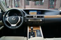 Lexus GS300h Prestige - wnętrze, fot.2