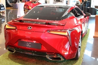Lexus LC - tył
