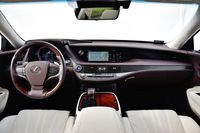 Lexus LS 500h Omotenashi - wnętrze