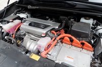 Lexus NX 300 H Prestige – silnik