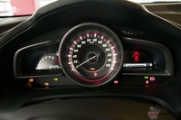 Mazda 3 2.0 SKYACTIV - zegary