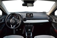 Mazda CX-3 2.0 SKY-G 4x4 SkyPASSION - wnętrze