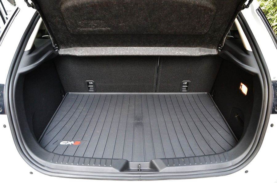 Mazda CX3 2.0 SKYG 4x4 SkyPASSION bagażnik