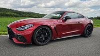 Mercedes-AMG GT 63 PRO - z przodu