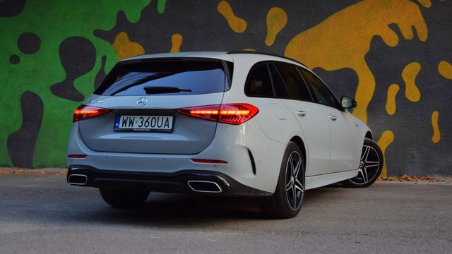 Mercedes-Benz C 300 de Kombi - Test hybrydowego kombi premium z Dieslem