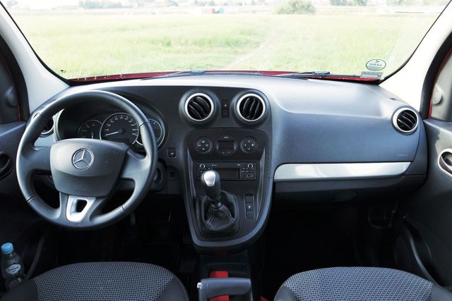 Mercedes-Benz Citan Mixto 111 CDI rozsądną propozycją dla biznesu