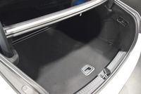 Mercedes-Benz Klasy E - bagażnik