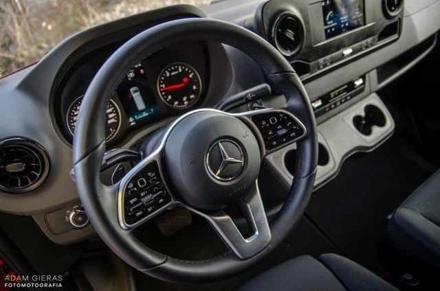 Mercedes Benz Sprinter 316 CDI - dostawczakiem w XXI wiek