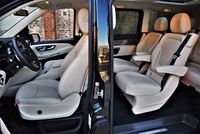 Mercedes-Benz V 300 d 4MATIC 2022 - fotele