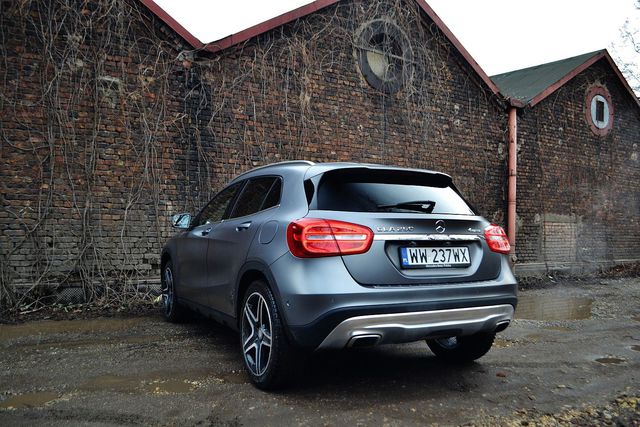 Mercedes-Benz GLA 250 4MATIC przykuwa wzrok 