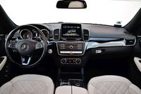 Mercedes-Benz GLS 500 4MATIC - wnętrze